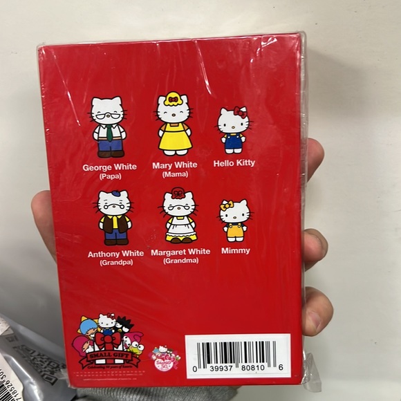 Limited Edition Celebrating 50-Yrs of Sanrio Small Figurine Hello Kitty & Family - Picture 2 of 3